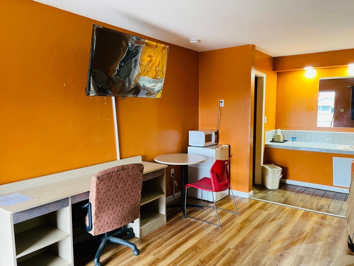 Budget Inn Pulaski Экстерьер фото