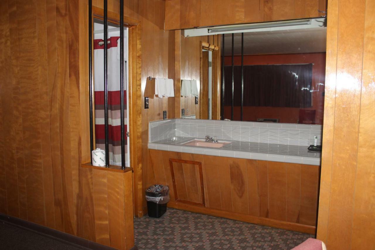 Budget Inn Pulaski Экстерьер фото